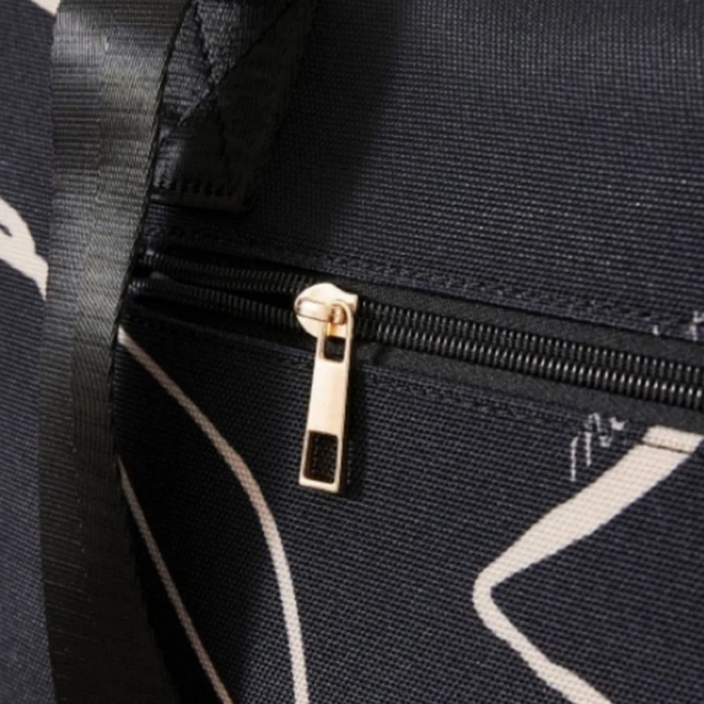 💜Mali & Lili Weekender Bag Abstract Print - Picture 5 of 12